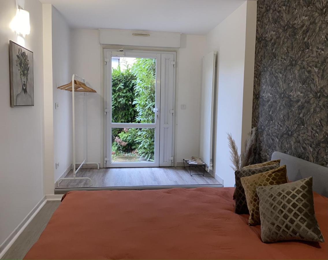House Of Spa Privatif - Jaccuzi Et Sauna Livry-Gargan Exterior photo